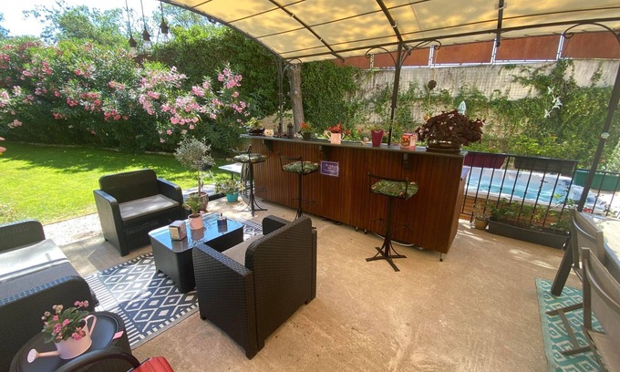 Draguignan Cama Y Desayuno | Chambre Avec Jacuzzi