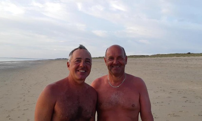 Breville-sur-Mer Casa | Chambre chez l'habitant LGBT près de la plage naturiste de Granville