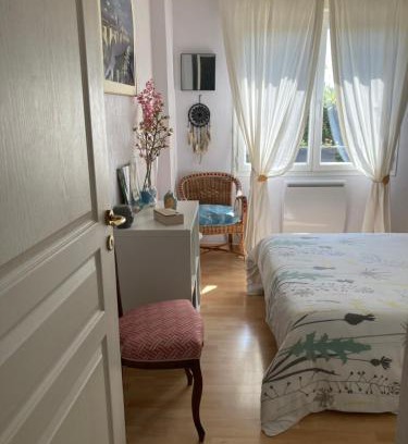 Le Bouscat Casa | Chambre chez l'habitant au calme avec piscinne