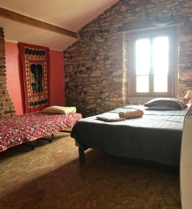 Saint Sever Casa | Chambre chez l'habitant Corail cuisine et sdb partagées