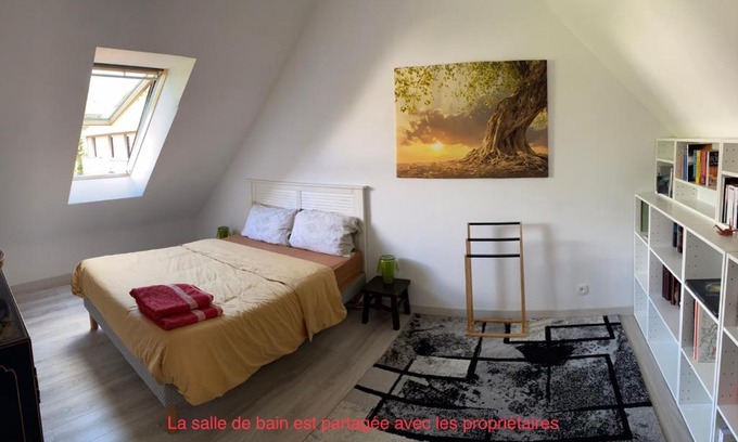 Sene Casa | Chambre chez l'habitant "Les Roses de Séné"
