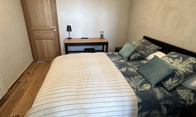 Carquebut Otro | Chambre D'hôte AU Chateau DE Franquetot