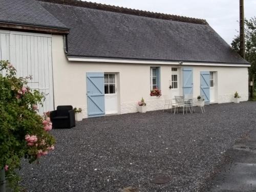 Channay-sur-Lathan Cama Y Desayuno | Chambre d hotes la Barrière