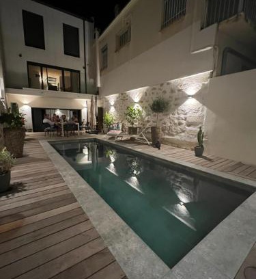 Gambetta Casa | Chambre dans maison de ville avec piscine et garage en centre ville