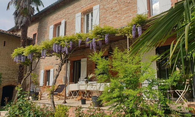 Roquettes Casa | Chambre de charme dans une propriété du 18ème