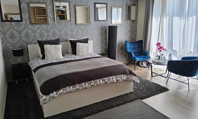 Laken Casa | Chambre deluxe au 2ème étage, chambre double au 4ème étage NOT A HÔTEL