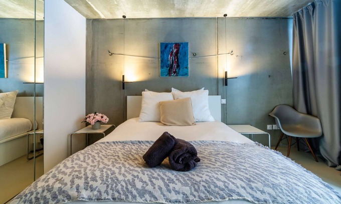 Carmes Apartamento | Chambre Double - Vue sur Jardin