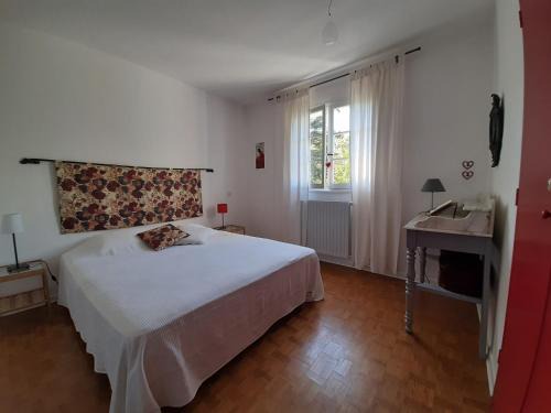 L'Honor-de-Cos Casa | Chambre soignée et accueillante à la campagne - Ch Rouge
