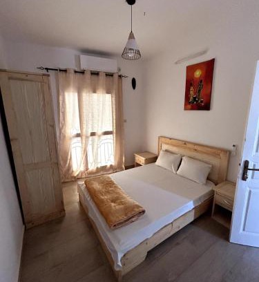 St. Louis Casa | Chambre tout confort climatisée - SDB intérieure privée & Cuisine équipée & Breakfast