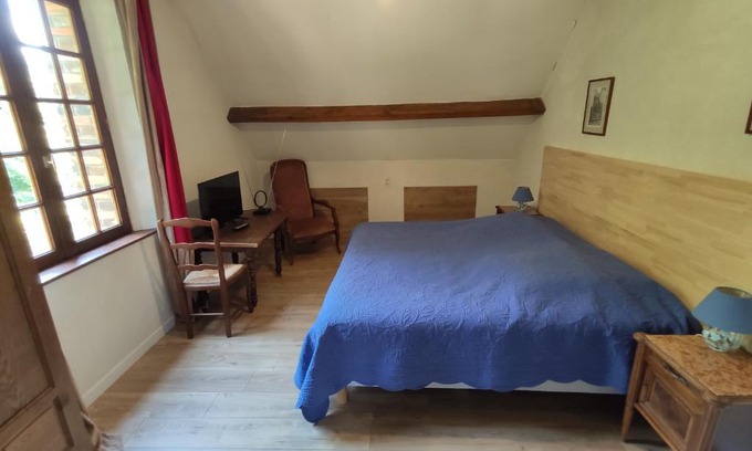 Bouloire Cama Y Desayuno | Chambres d'hôtes Domaine De La Jonquière, Bouloire