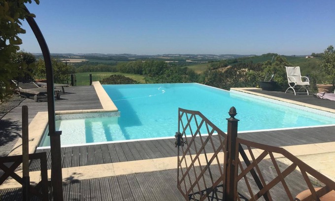 Castelnau-dArbieu Casa | Chambres d'Hotes Las Caneres