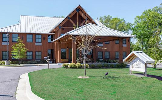Delhi Cabina | Champions Black Bear Lodge