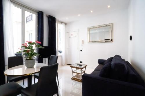 Faubourg-du-Roule Apartamento | Champs-Élysées Executive Apartment
