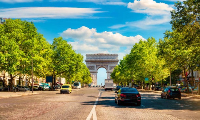 Faubourg-du-Roule Apartamento | Champs Elysees Duplex Toits de Paris With Aircon