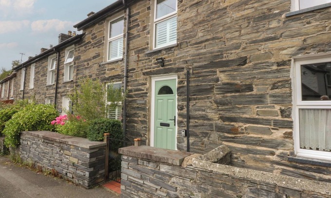 Dolwyddelan Cabaña | CHANDOS, pet friendly, with open fire in Dolwyddelan