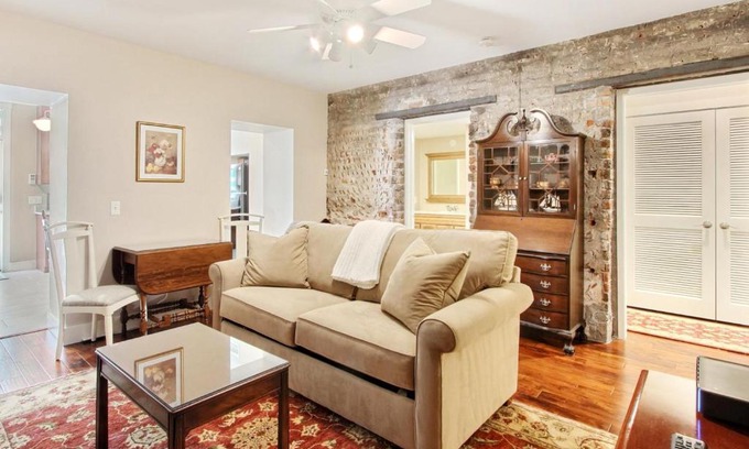 Savannah Victorian District Apartamento | Change of Place Garden Level