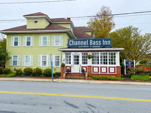Chincoteague Cama Y Desayuno | Channel Bass Inn and Restaurant