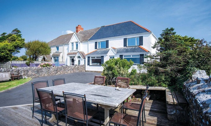 Rhossili Casa | Channel View – 3 Bedroom House - Rhossili Bay