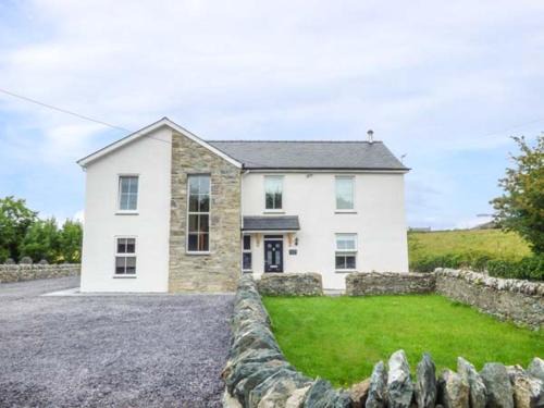Elim Casa | Chapel House
