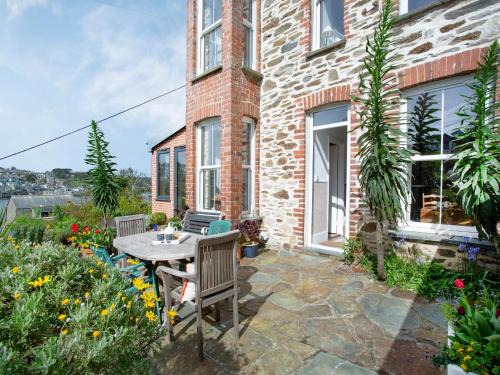 Polruan Casa | Chapel House
