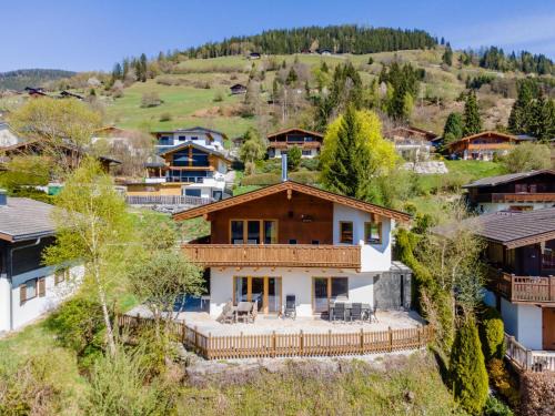 Niedernsill Chalet De Esquí | Chapter Two