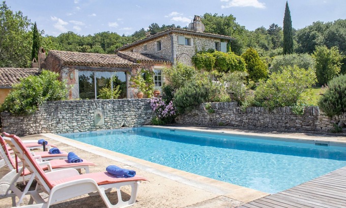 Chantemerle-les-Grignan Chalet De Esquí | Character house in Drôme Provençale, private swimming pool