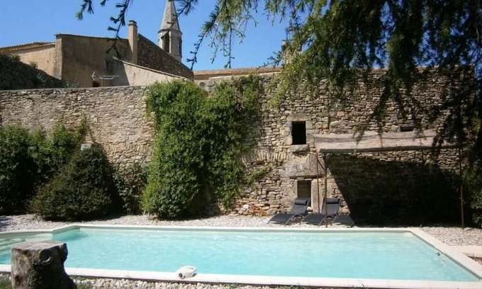 Barjac Casa | Character house, Mas du 17è,quiet,private pool 9x4,5m,air-conditioned,near Uzes