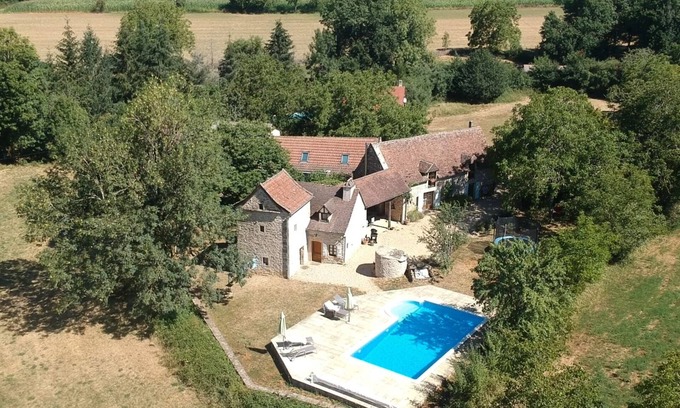 Saint-Projet Cabaña | Character house with swimming pool in the heart of the Causses du Quercy nature park
