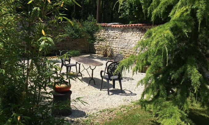Asnieres-la-Giraud Casa | Charentaise casa, aldea de Moulin de la Laigne