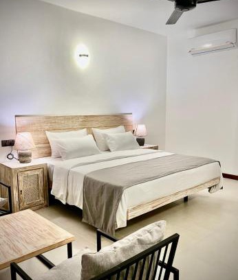 Anniwatta Hotel | Chariot Square