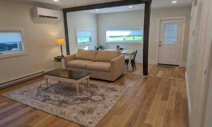 Wood River Junction Casa | Charlestown Cottage in the Pines