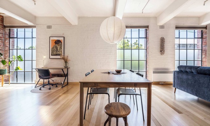 Fitzroy Condominio | Charlie's Chocolate Factory-Unwrap Fitzroy's Charm