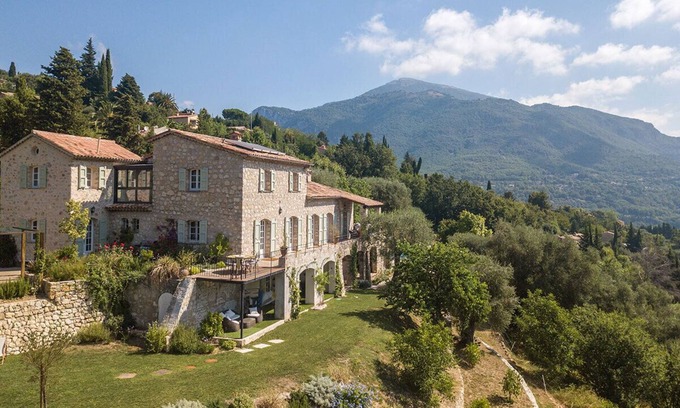 Le Bar-sur-Loup Villa | Villa de lujo de 6 dormitorios en Le Bar sur Loup con piscina climatizada y vistas excepcionales