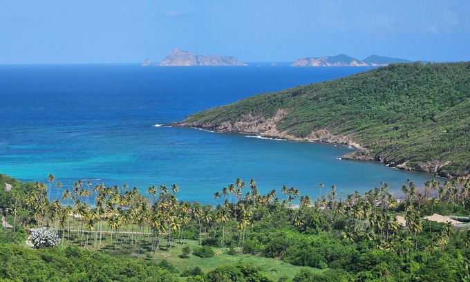 Moonhole Apartamento | Charming, bright studio apt. with view of the Caribbean Sea, 1-2 guests