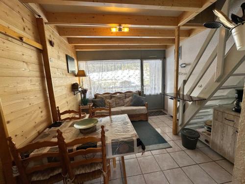 Villard-de-Lans Apartamento | Charmant 2 pièces, dernier étage, calme, navette ski, ludiparc, non-fumeur, animaux OK - FR-1-515-113