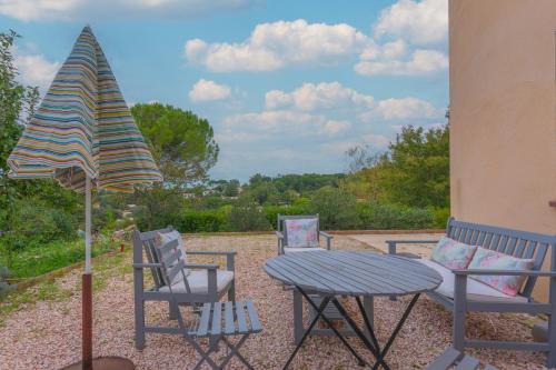 Brignoles Apartamento | Charmant Appartement avec Terrasse