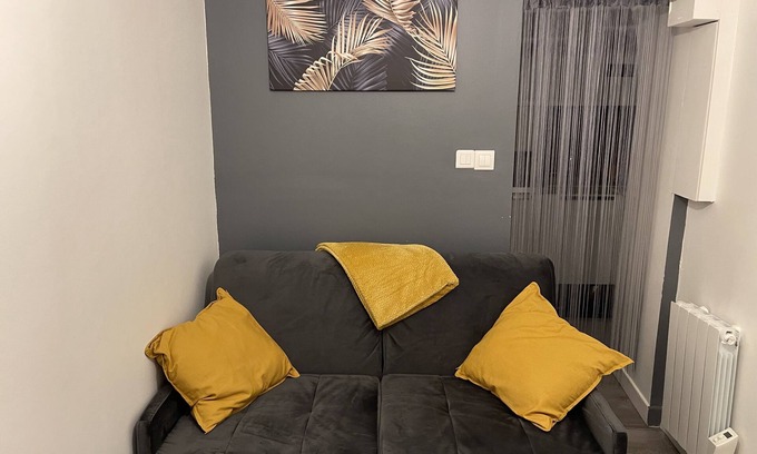 Suresnes Apartamento | Charmant Appartement Entièrement Meublé à 10 Minutes de la Défense