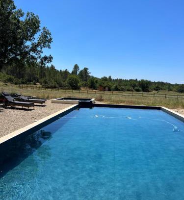 Aups Casa | charmant appartement indépendant au sein d'un mas provençal