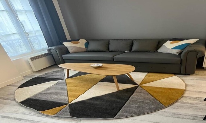 Saint-Vincent-de-Paul Apartamento | Charmant Appartement Type F2 Paris 18ème