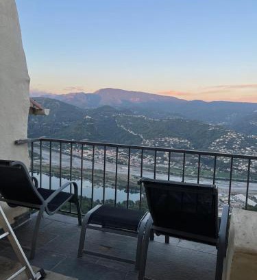Le Broc Apartamento | Charmant duplex vue sur montagne