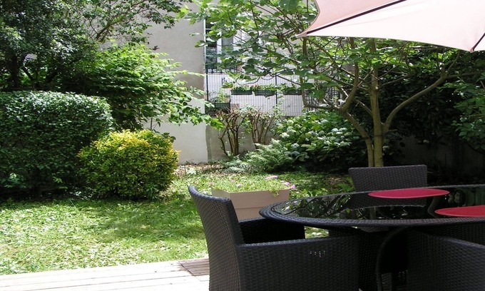 Cœur de Ville Apartamento | Charmant F2, Classé 3 Avec Jardin Clos et Garage, Centre Vichy