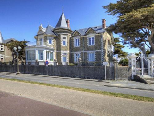 Tharon-Plage Casa | Charmant gîte face mer avec balcon privé, proche Pornic, tout confort assuré - FR-1-306-1025