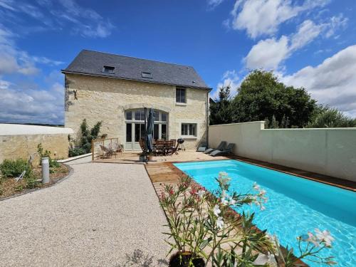 Avon-les-Roches Casa | Charmant Gîte 6 Pers avec Piscine Privée et Jardin, Avon-les-Roches - FR-1-381-629