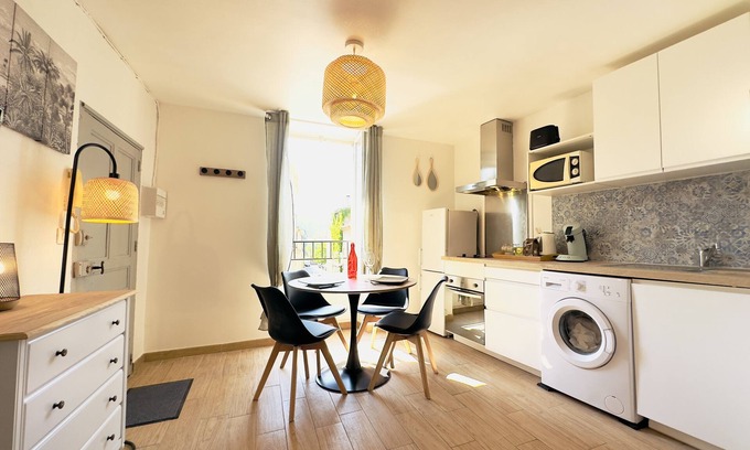 Remoulins Apartamento | Charmant Studio à 200m du Gardons