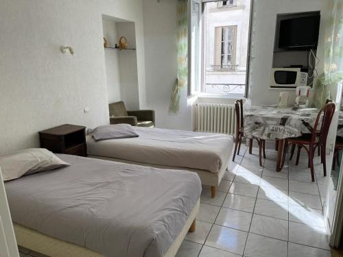 Neris-les-Bains Apartamento | Charmant studio à Néris-les-Bains de 20 m²