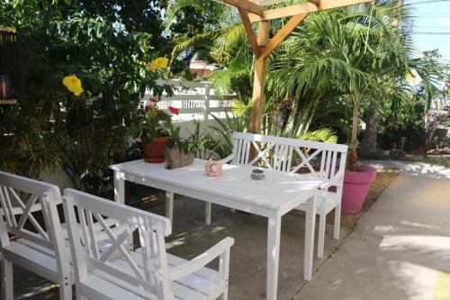 Tartane Apartamento | Charmant studio à La Trinité 30 m² avec jardin privé