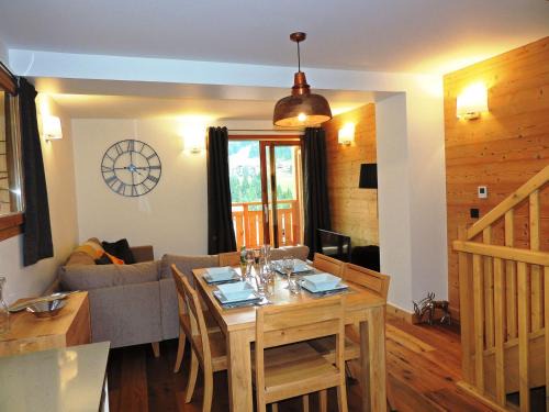 Les Gets Apartamento | Charmant triplex 3* avec parking, WiFi, proche centre village - FR-1-598-32
