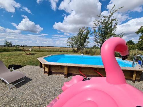 Saint-Lactencin Casa | Charmante Longère avec Terrasse et Piscine Chauffée, proche châteaux et zoo, en pleine nature - FR-1-591-240