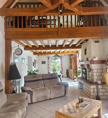 Champlost Apartamento | Charmante maison de campagne