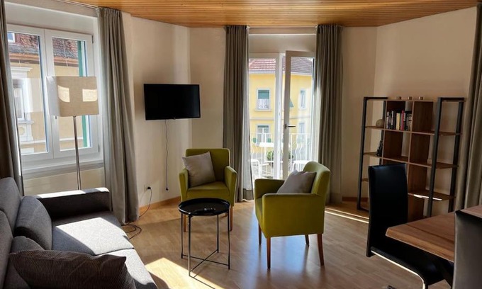 Arbon Apartamento | Charmante und zentrale Wohnung am Weiherpark Arbon